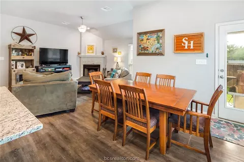 2027 Jester Trl, Bryan, TX 77807 photo 7