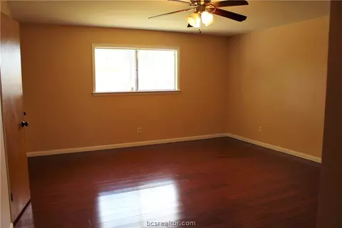 807 Avondale Ave, Bryan, TX 77802 photo 15