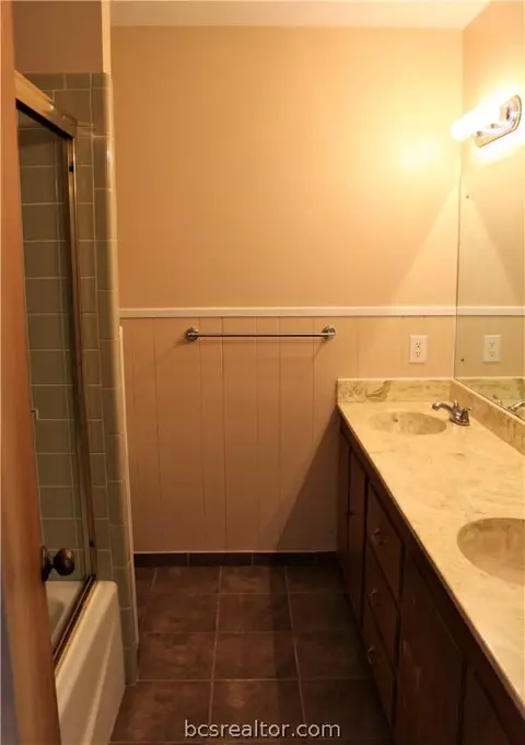 807 Avondale Ave, Bryan, TX 77802 photo 20