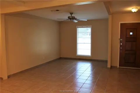 807 Avondale Ave, Bryan, TX 77802 photo 13