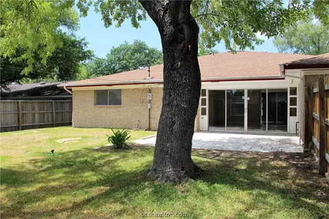 807 Avondale Ave, Bryan, TX 77802 photo 36