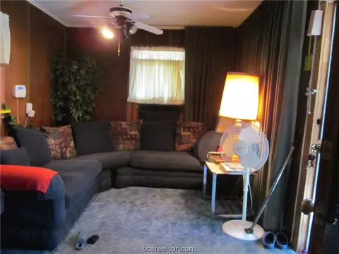 310 Moss St, Bryan, TX 77803 photo 6