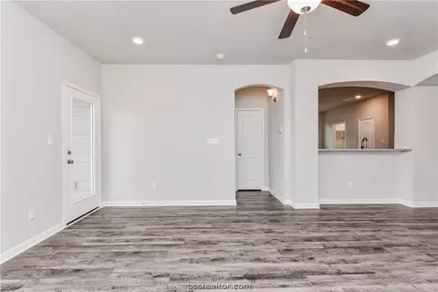 2011 Shimla Dr, Bryan, TX 77807 photo 18