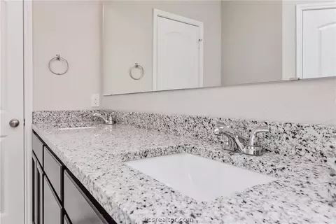 2011 Shimla Dr, Bryan, TX 77807 photo 36