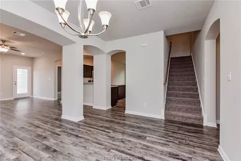 2011 Shimla Dr, Bryan, TX 77807 photo 15