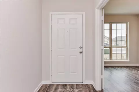 2011 Shimla Dr, Bryan, TX 77807 photo 11