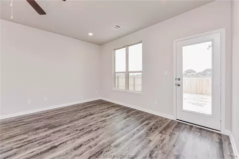 2011 Shimla Dr, Bryan, TX 77807 photo 27