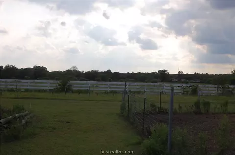 2806 Tabor Rd, Bryan, TX 77803 photo 11