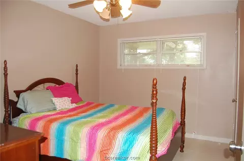 2806 Tabor Rd, Bryan, TX 77803 photo 7