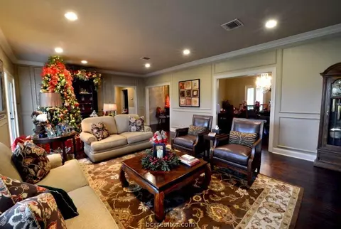 2905 Partridge Cir, Bryan, TX 77802 photo 6