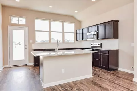 2108 Dumfries Dr, Bryan, TX 77807 photo 30