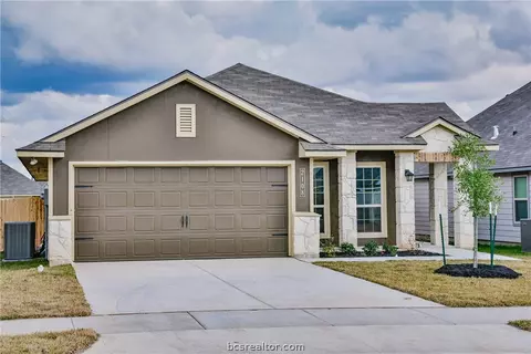 2108 Dumfries Dr, Bryan, TX 77807 photo 1