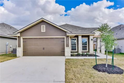 2108 Dumfries Dr, Bryan, TX 77807 photo 8