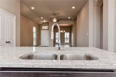 2108 Dumfries Dr, Bryan, TX 77807 photo 37