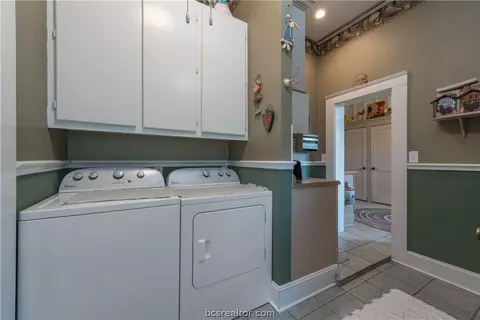 400 E Garrett St E, Calvert, TX 77837 photo 14