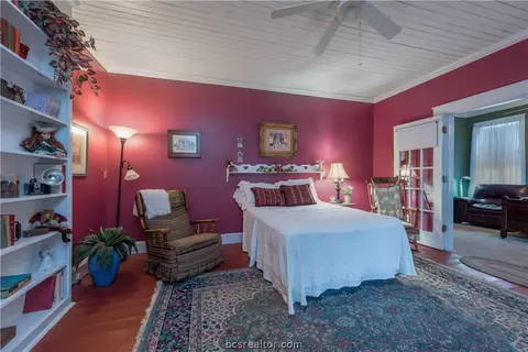 400 E Garrett St E, Calvert, TX 77837 photo 12