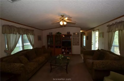 116 Hill Loop Rd, Somerville, TX 77879 photo 7