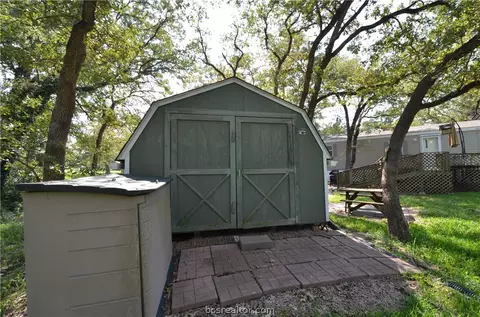 116 Hill Loop Rd, Somerville, TX 77879 photo 21