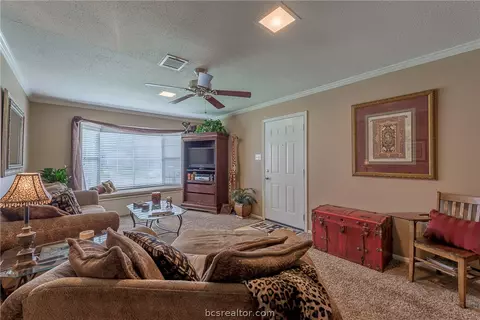 904 Westview St, Bryan, TX 77802 photo 6