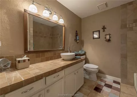 904 Westview St, Bryan, TX 77802 photo 17
