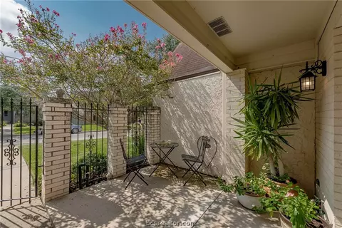 904 Westview St, Bryan, TX 77802 photo 4