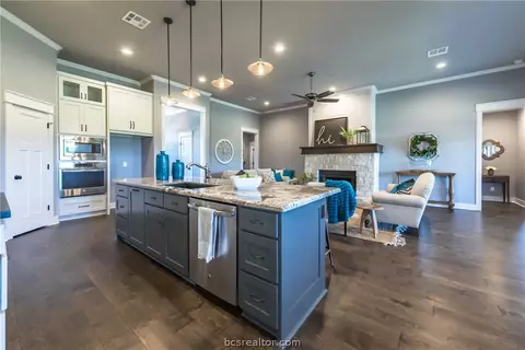6822 Call Ct, Bryan, TX 77803 photo 7