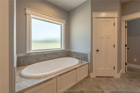 6822 Call Ct, Bryan, TX 77803 photo 15
