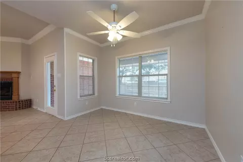 4107 Chamberlain, Bryan, TX 77802 photo 9