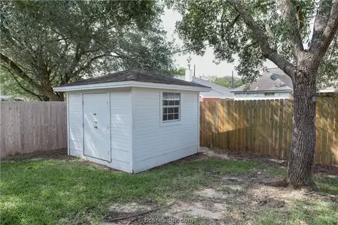 4107 Chamberlain, Bryan, TX 77802 photo 21