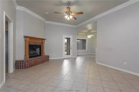 4107 Chamberlain, Bryan, TX 77802 photo 5