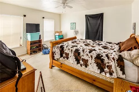 806 Mitchell St, Bryan, TX 77802 photo 6