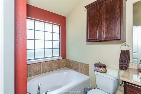 2001 Mountain Wind Loop, Bryan, TX 77807 photo 14
