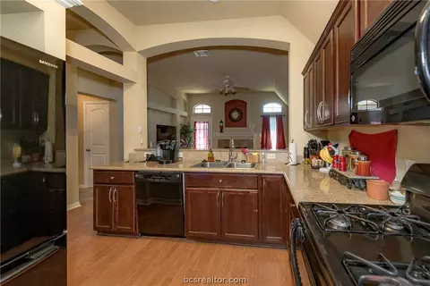 2001 Mountain Wind Loop, Bryan, TX 77807 photo 8