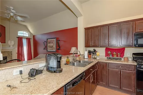 2001 Mountain Wind Loop, Bryan, TX 77807 photo 10