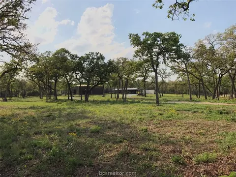 10235 Calhoun Rd, Bryan, TX 77808 photo 4