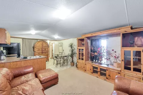 10235 Calhoun Rd, Bryan, TX 77808 photo 7