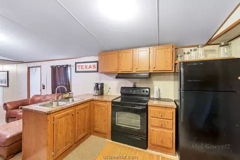 10235 Calhoun Rd, Bryan, TX 77808 photo 11