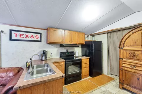 10235 Calhoun Rd, Bryan, TX 77808 photo 12