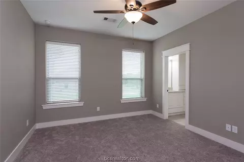7610 Los Lobos Dr, Bryan, TX 77808 photo 12