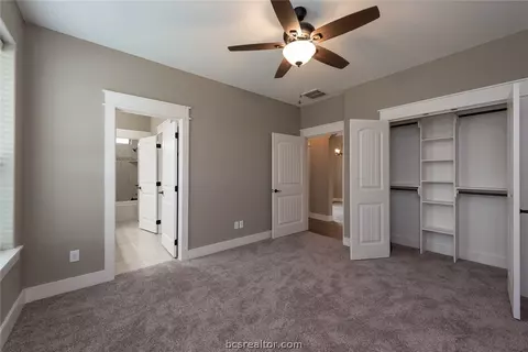 7610 Los Lobos Dr, Bryan, TX 77808 photo 13