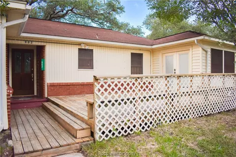902 North Ave, Bryan, TX 77802 photo 34