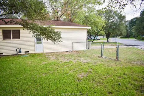 902 North Ave, Bryan, TX 77802 photo 29