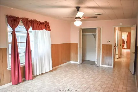 902 North Ave, Bryan, TX 77802 photo 11
