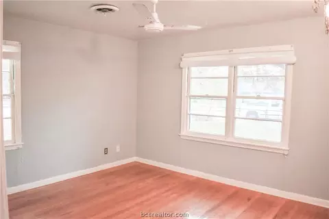 902 North Ave, Bryan, TX 77802 photo 20
