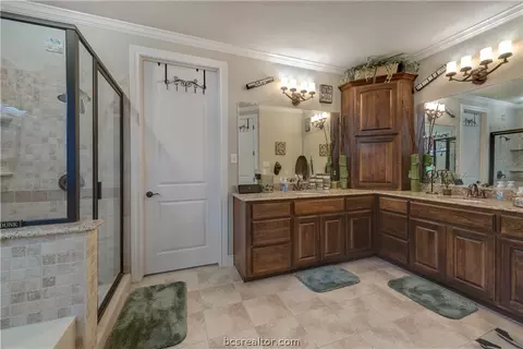 4504 Willowick Dr, Bryan, TX 77802 photo 17