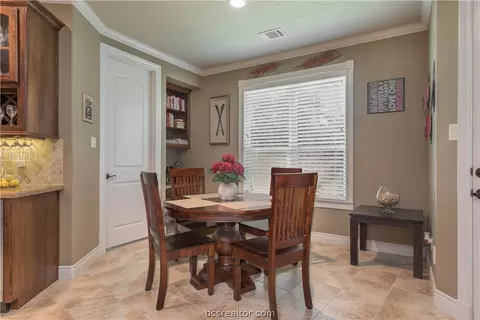 4504 Willowick Dr, Bryan, TX 77802 photo 14