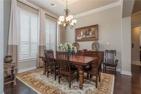 4504 Willowick Dr, Bryan, TX 77802 photo 7