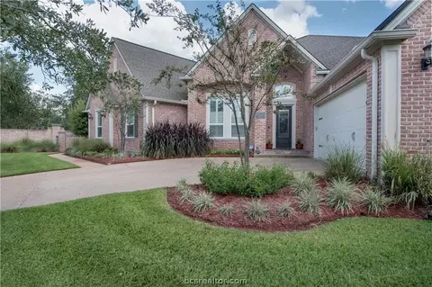 4504 Willowick Dr, Bryan, TX 77802 photo 1