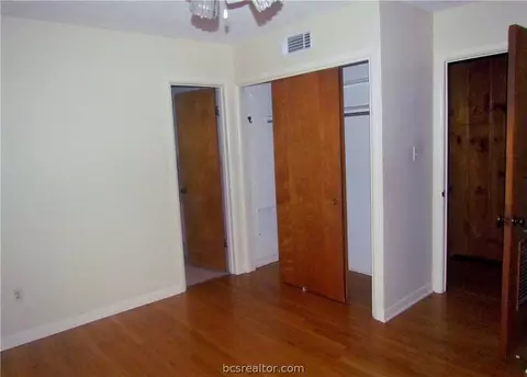 4104 Nagle St, Bryan, TX 77802 photo 13