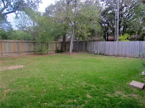 4104 Nagle St, Bryan, TX 77802 photo 18